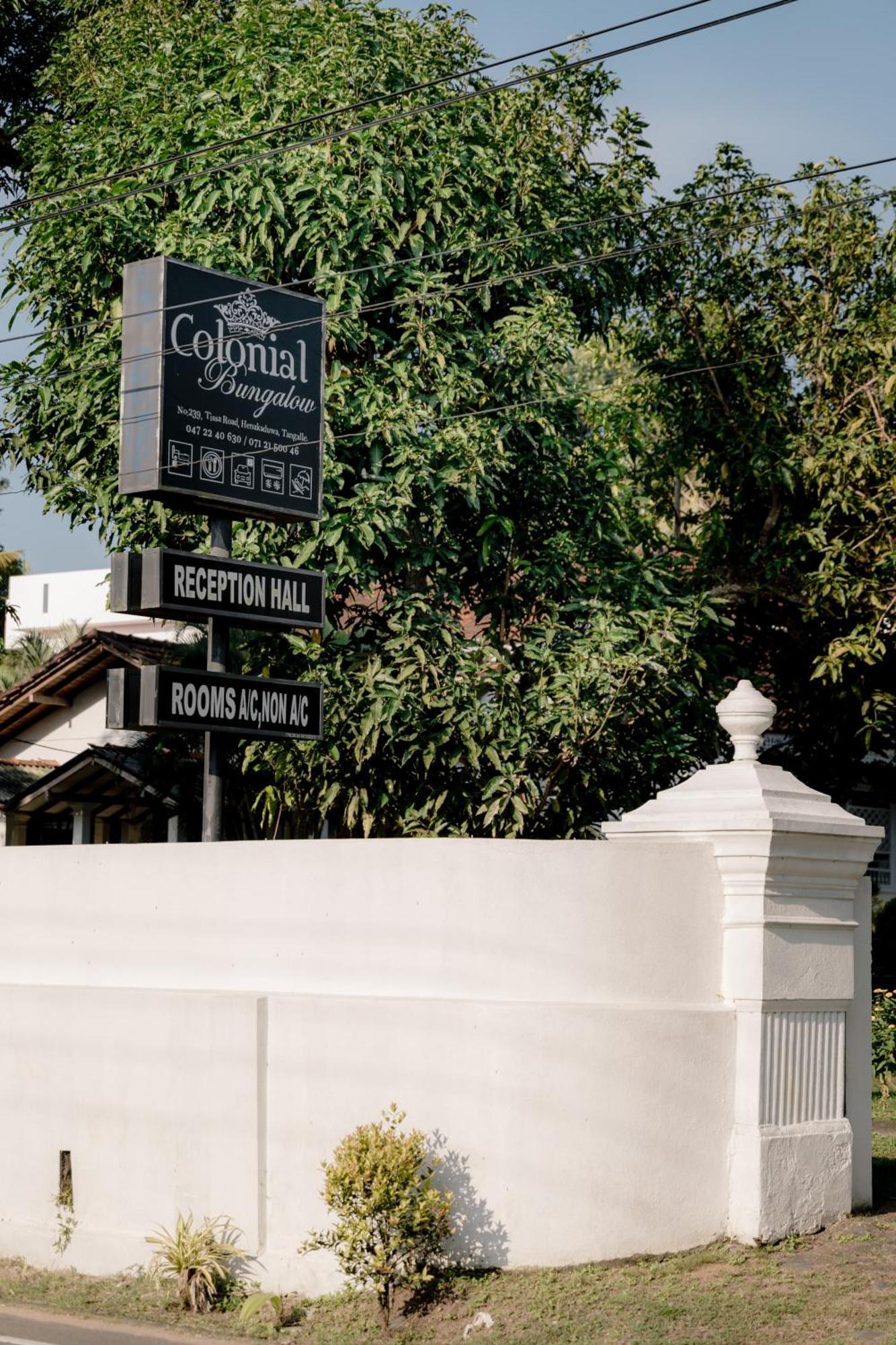 Colonial Bungalow Тангале Екстериор снимка